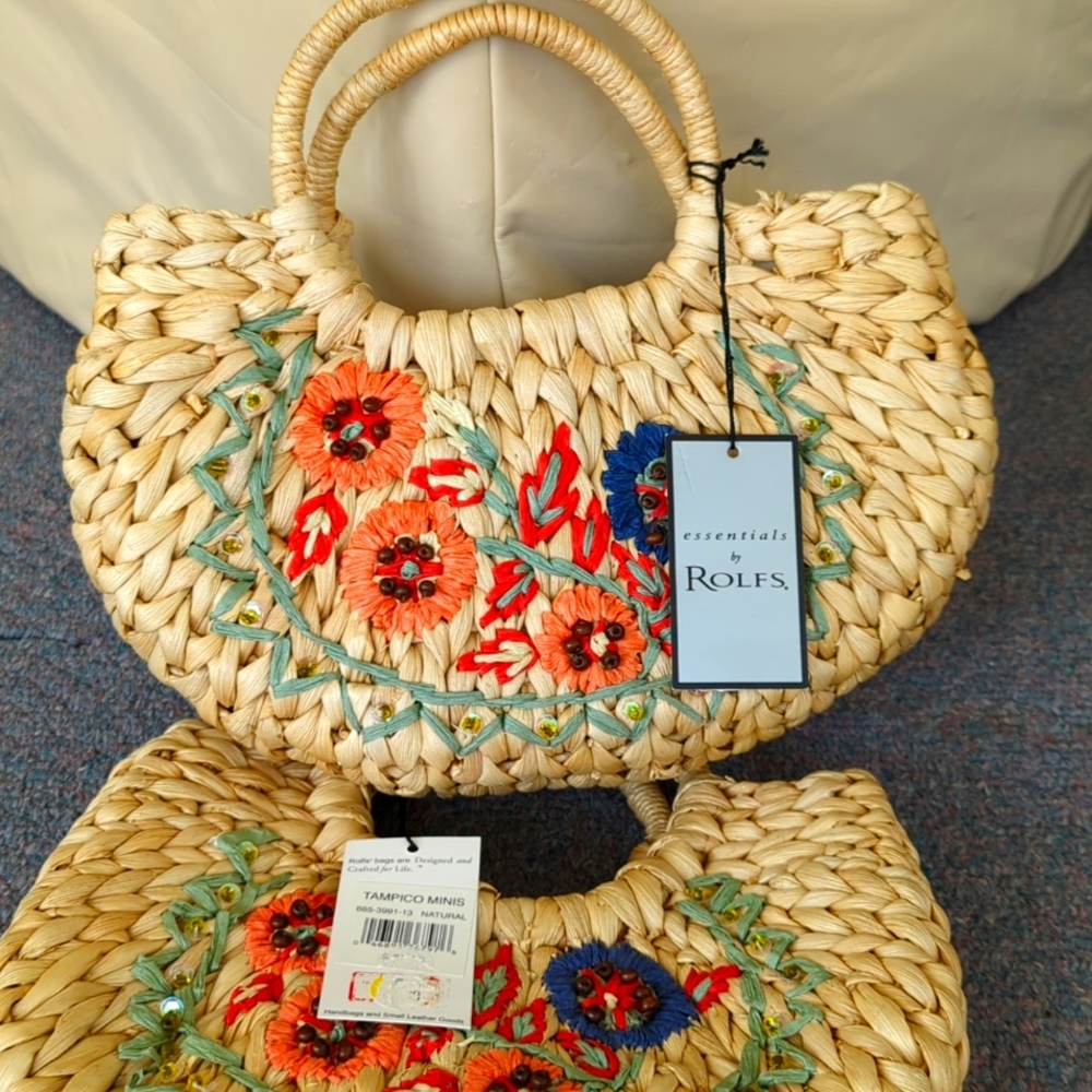 Rolfs cornhusk purse